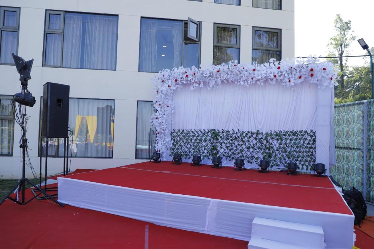 Hotel Royal Orbit Panchgani Exterior foto