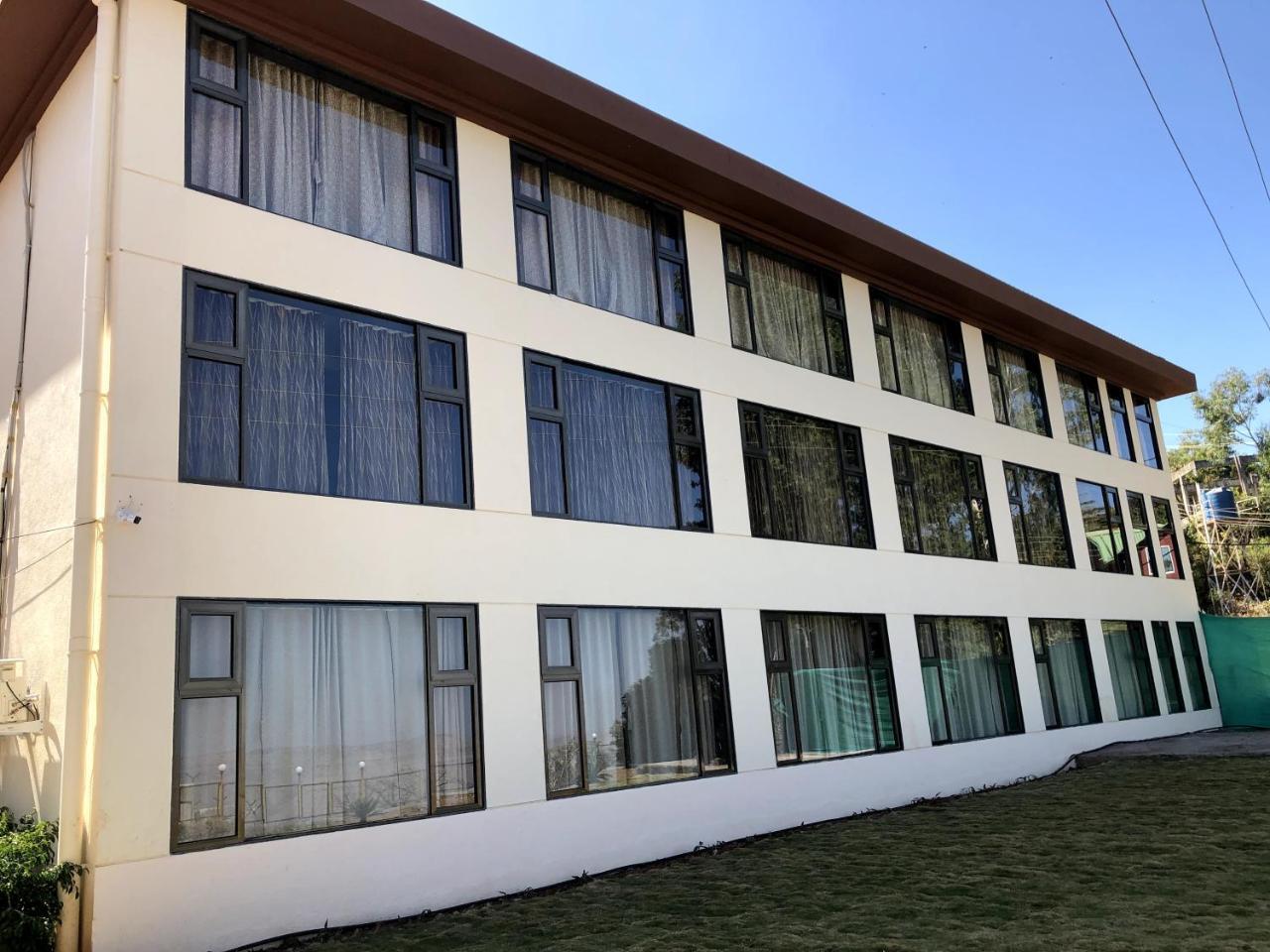 Hotel Royal Orbit Panchgani Exterior foto